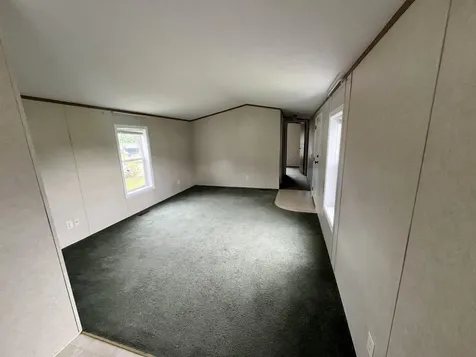 25 Lorna Lane Glenburn ME 04401