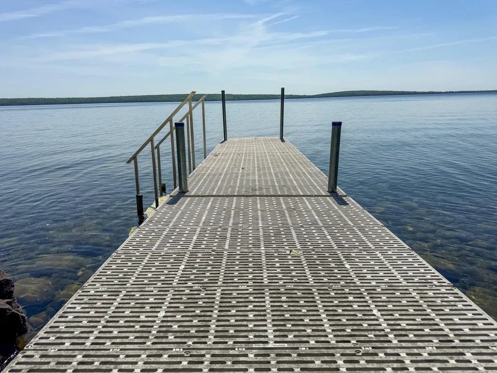 20 Hemlock Drive Lake View Plt ME 04414