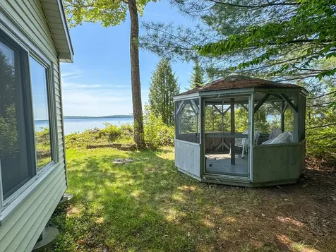 20 Hemlock Drive Lake View Plt ME 04414