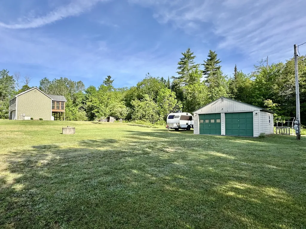 2 Back Road Abbot ME 04406