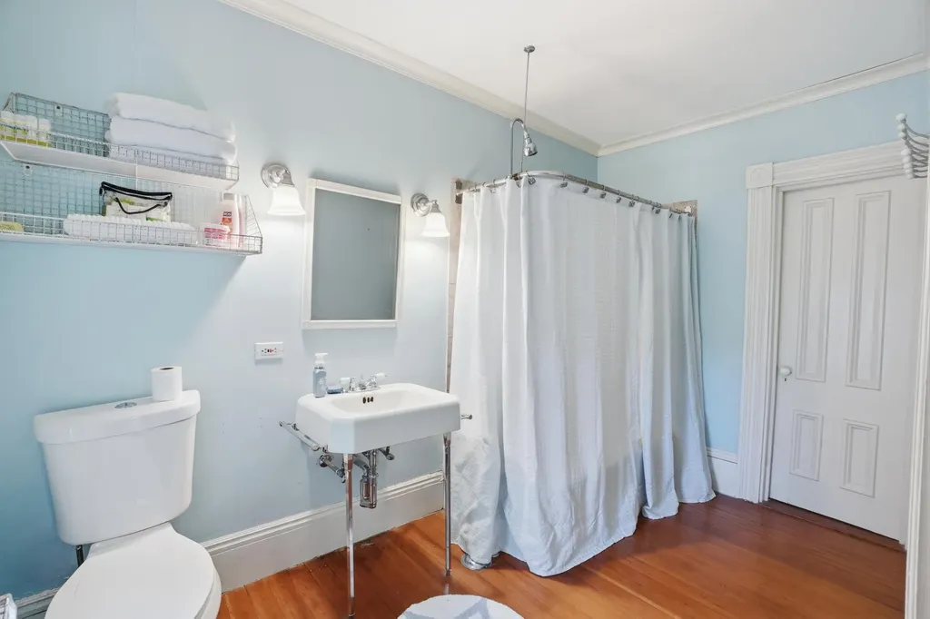 126 E Main Street Searsport ME 04974