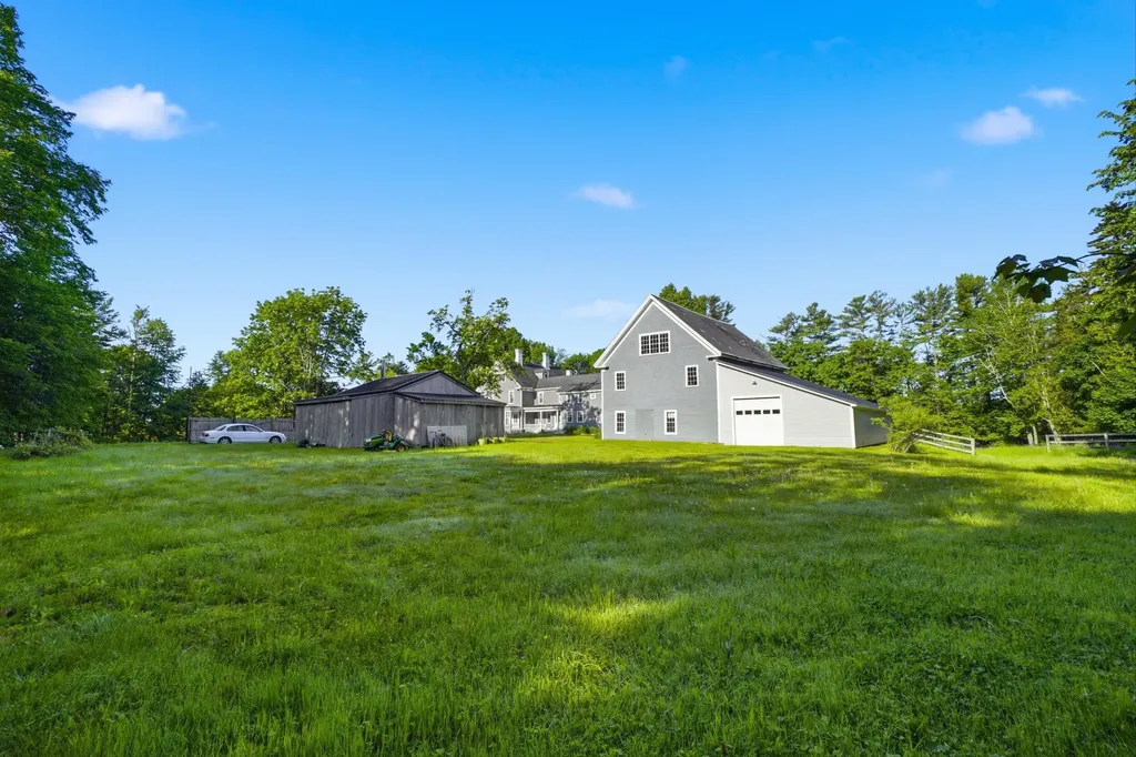 126 E Main Street Searsport ME 04974