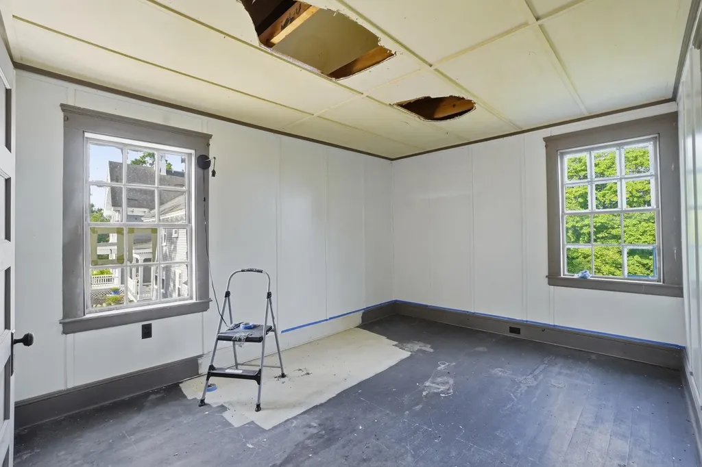 126 E Main Street Searsport ME 04974