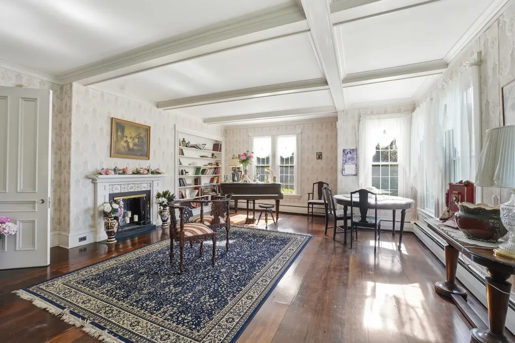 126 E Main Street Searsport ME 04974