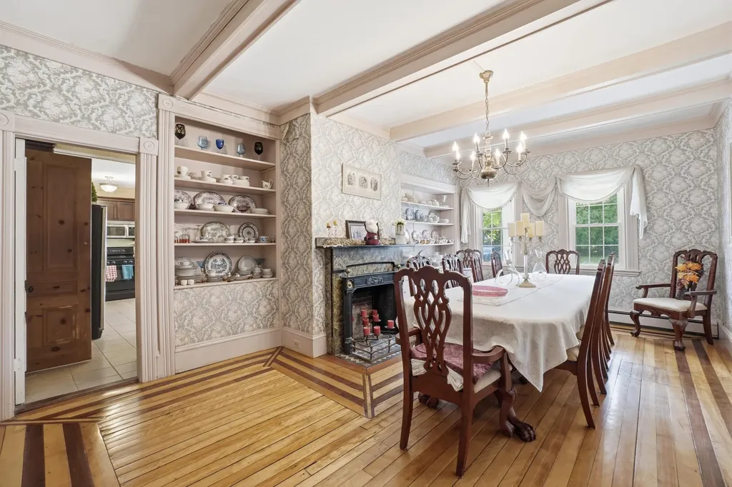 126 E Main Street Searsport ME 04974