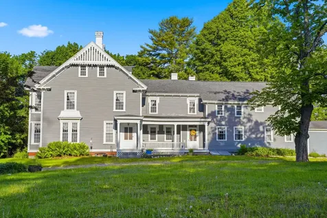126 E Main Street Searsport ME 04974