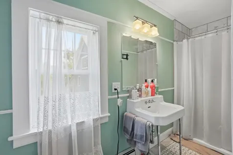 126 E Main Street Searsport ME 04974