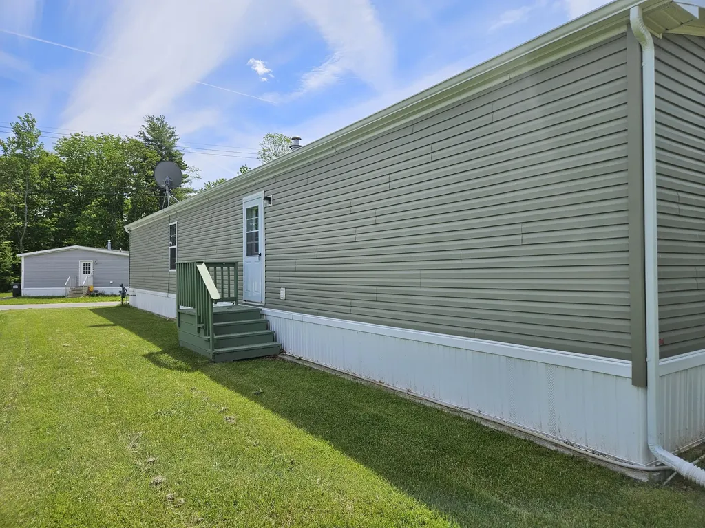 43 Punky Lane Waterville ME 04901