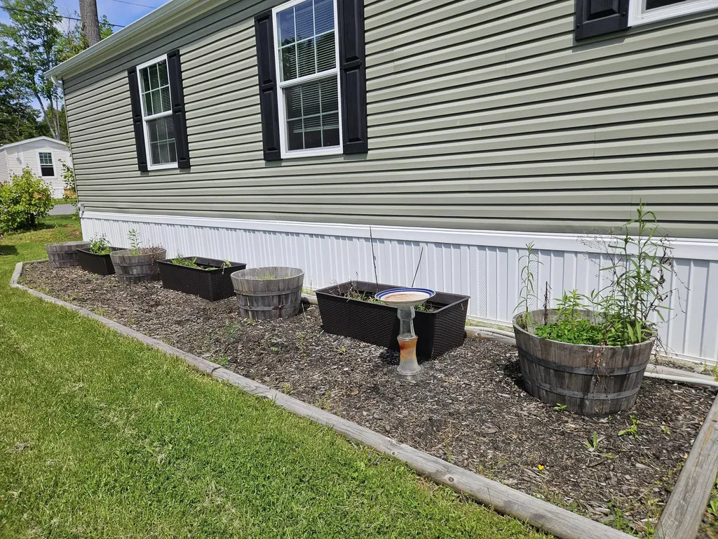 43 Punky Lane Waterville ME 04901