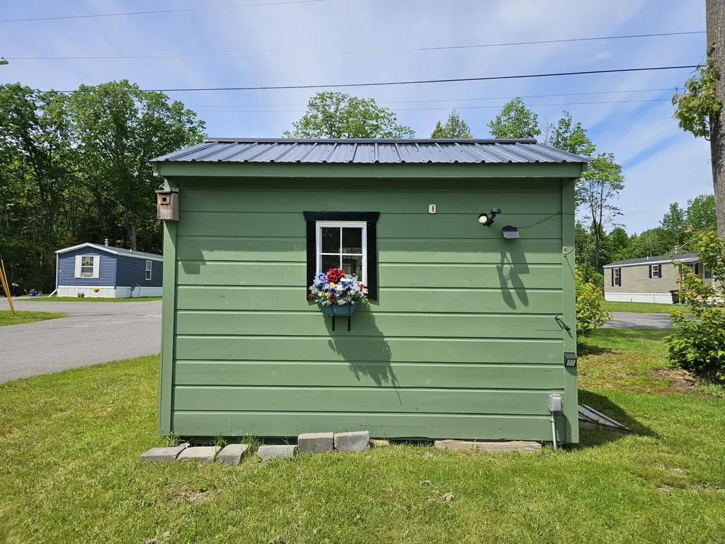 43 Punky Lane Waterville ME 04901
