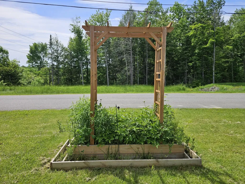 43 Punky Lane Waterville ME 04901
