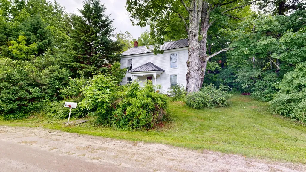 Albany Twp ME, 10 Picnic Hill Road