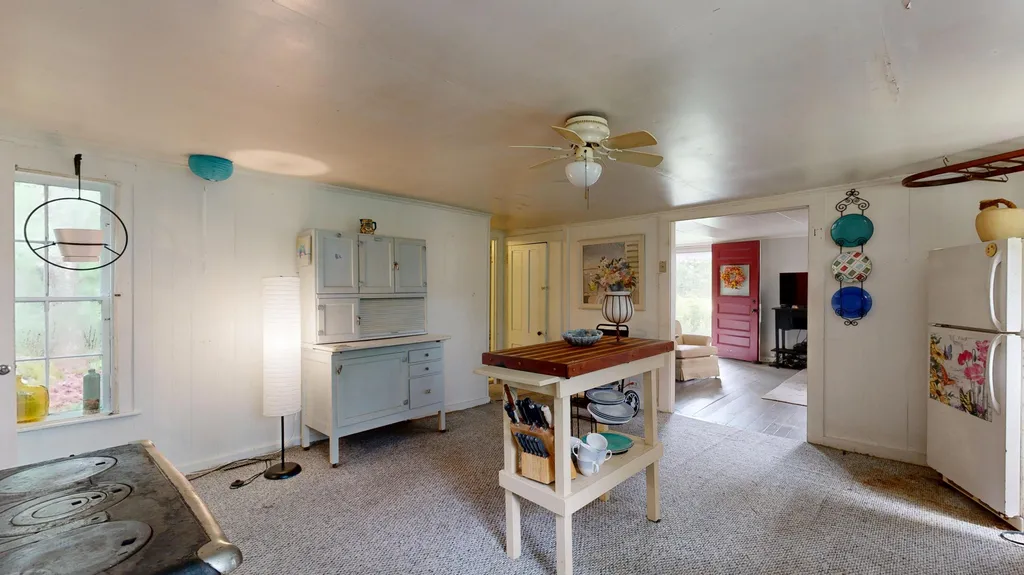10 Picnic Hill Road Albany Twp ME 04217