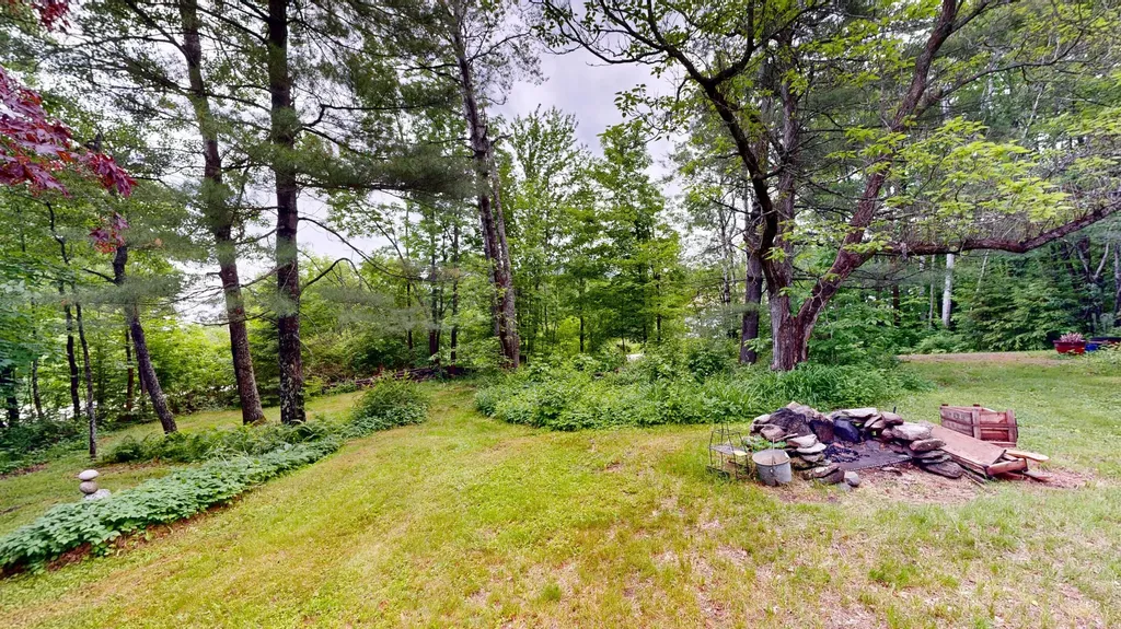 10 Picnic Hill Road Albany Twp ME 04217