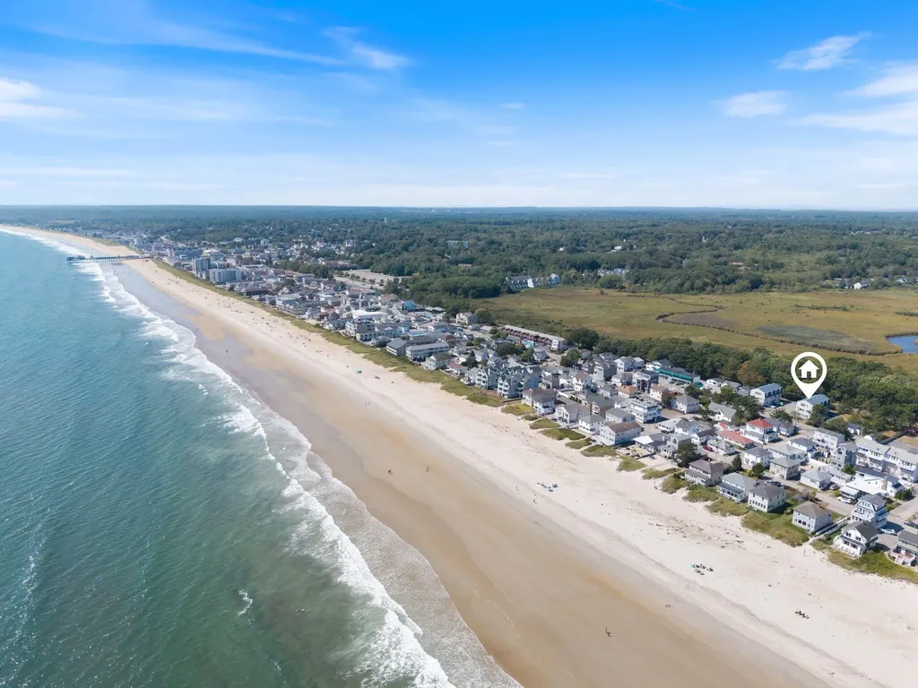 152 E Grand Avenue Old Orchard Beach ME 04064