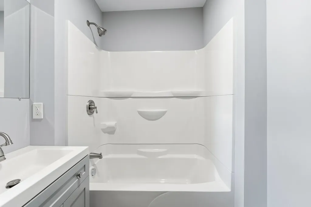 19 Booker Street Lisbon ME 04252