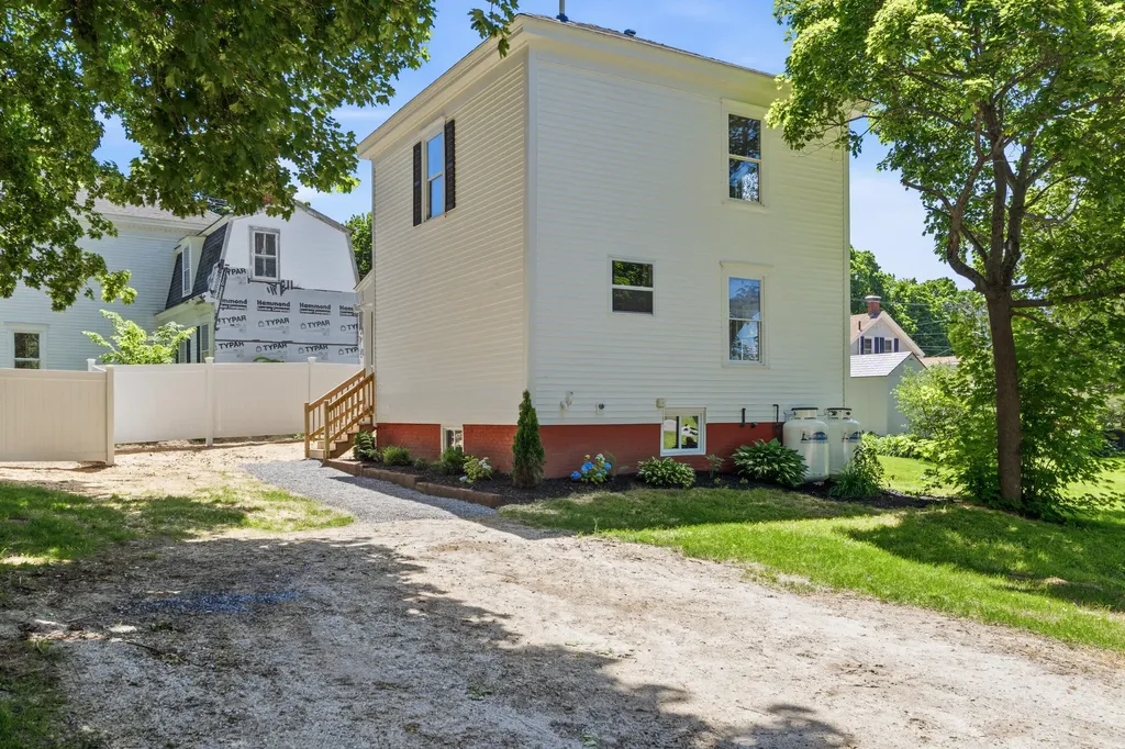 19 Booker Street Lisbon ME 04252