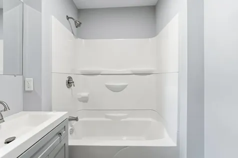 19 Booker Street Lisbon ME 04252
