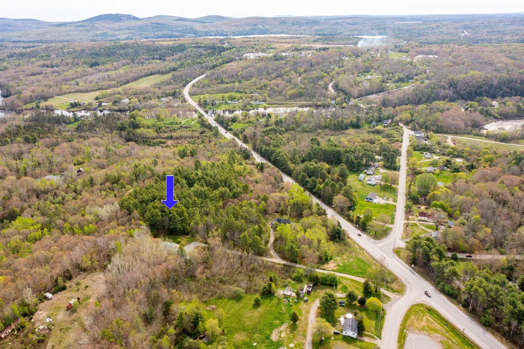 22 Castaway Drive Orland ME 04472