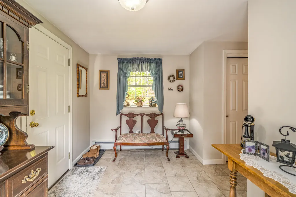22 Castaway Drive Orland ME 04472