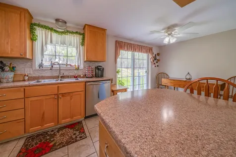 22 Castaway Drive Orland ME 04472