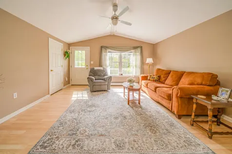 22 Castaway Drive Orland ME 04472
