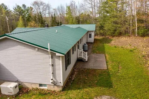 22 Castaway Drive Orland ME 04472