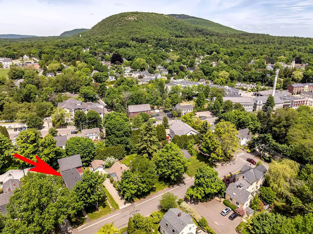 5 Pearl Street Camden ME 04843
