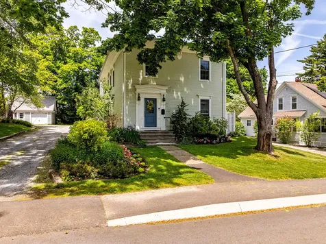 5 Pearl Street Camden ME 04843