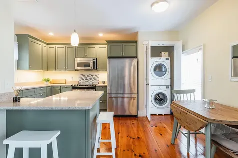 5 Pearl Street Camden ME 04843