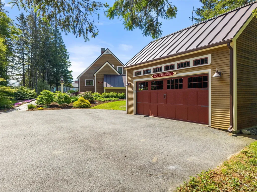 49 Alder Lane Sedgwick ME 04676