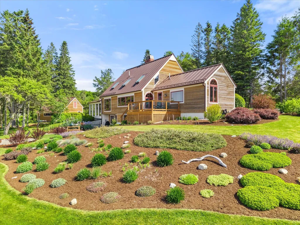 49 Alder Lane Sedgwick ME 04676