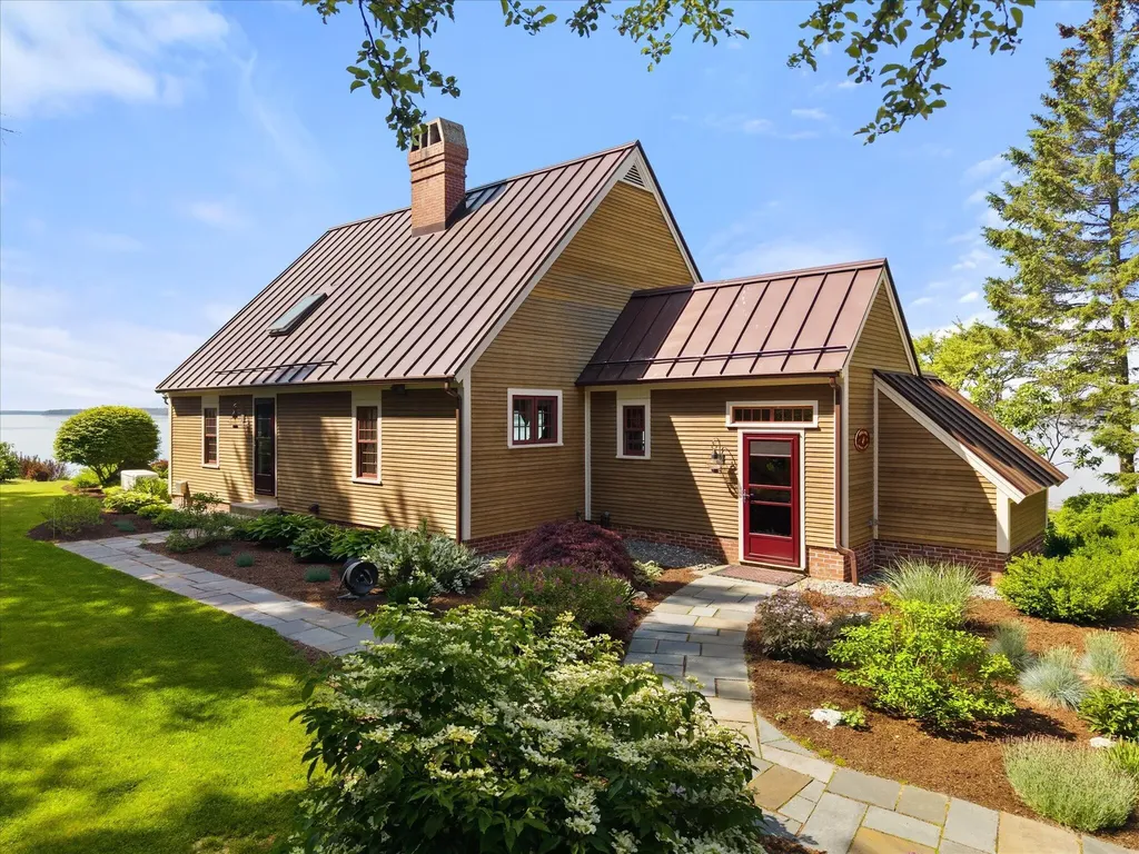 49 Alder Lane Sedgwick ME 04676