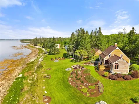 49 Alder Lane Sedgwick ME 04676