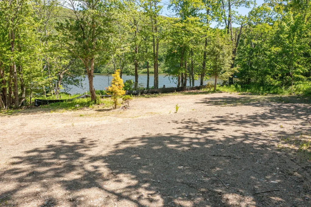 21 Rosenberg Road Lincolnville ME 04849