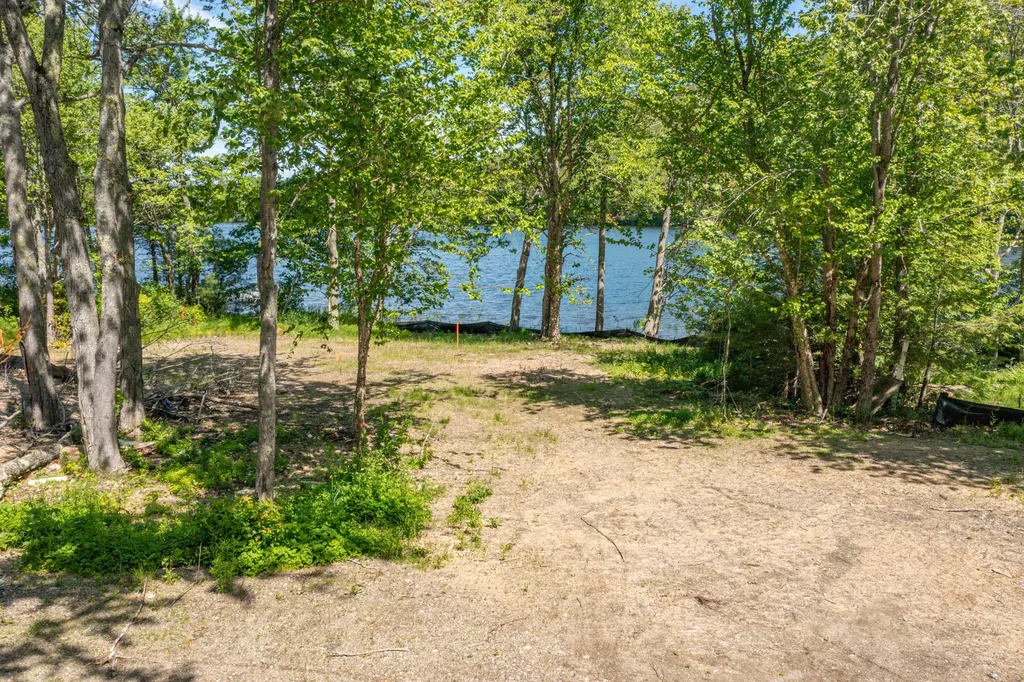 21 Rosenberg Road Lincolnville ME 04849