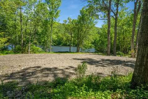 21 Rosenberg Road Lincolnville ME 04849