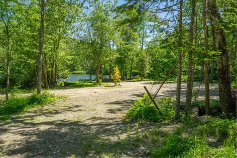 21 Rosenberg Road Lincolnville ME 04849