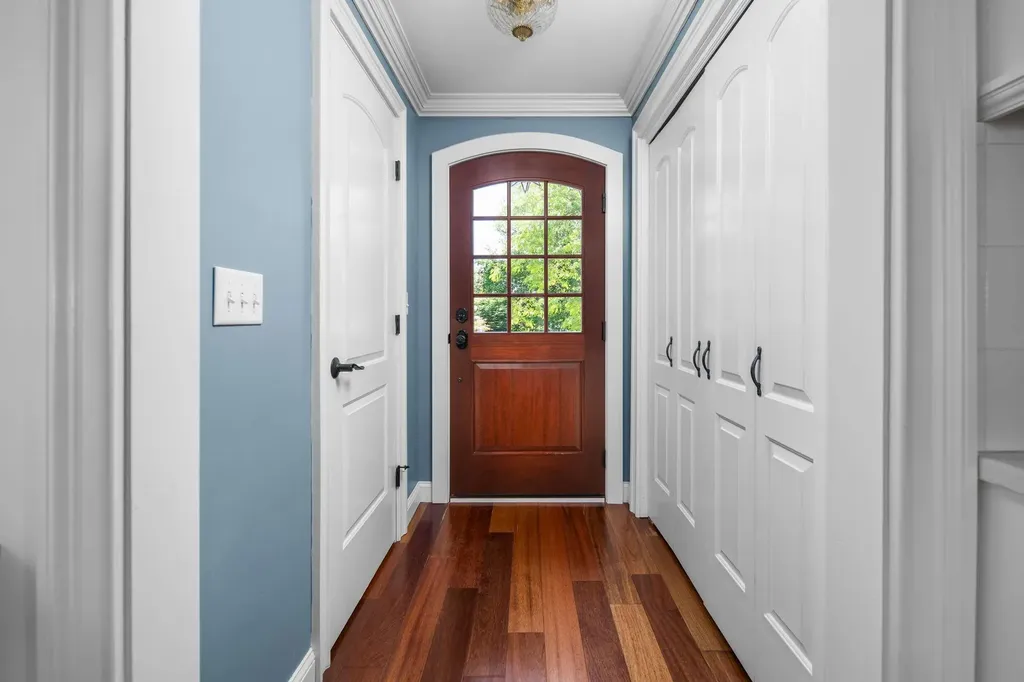152 York Street York ME 03909