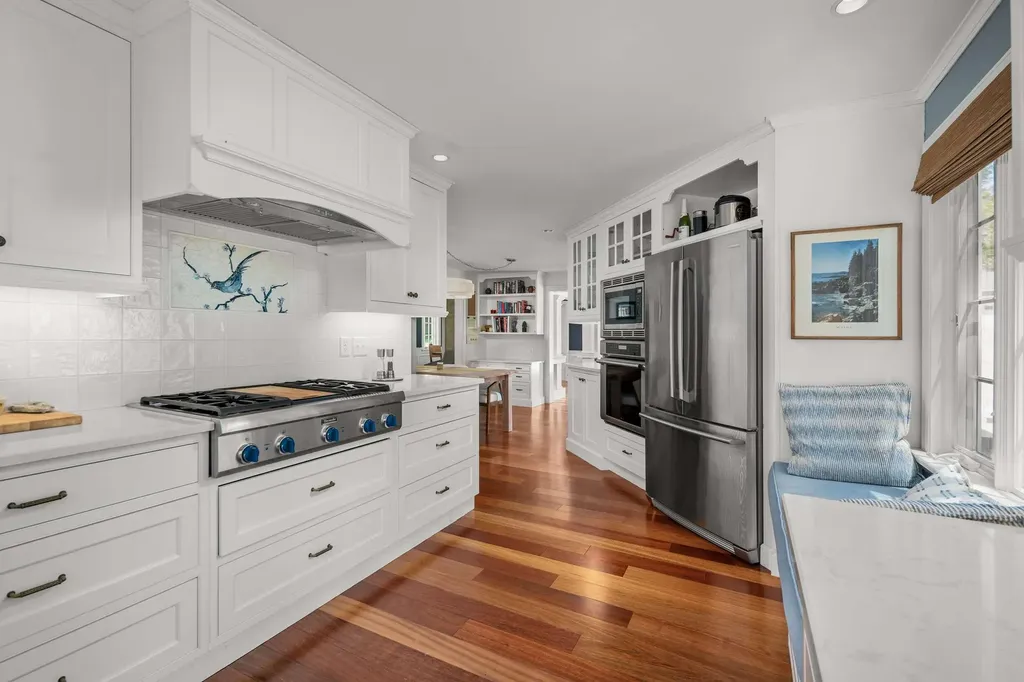 152 York Street York ME 03909