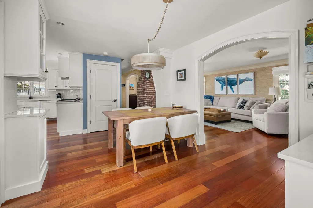 152 York Street York ME 03909
