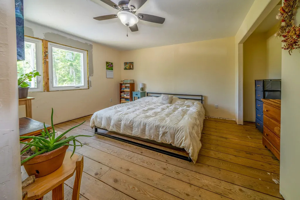 23 Fernwood Lane Belfast ME 04915