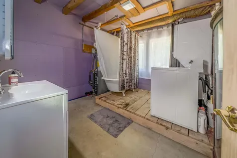 23 Fernwood Lane Belfast ME 04915