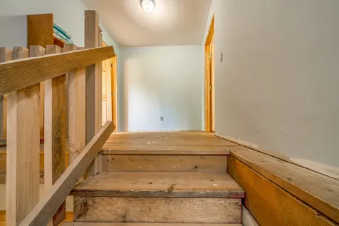 23 Fernwood Lane Belfast ME 04915