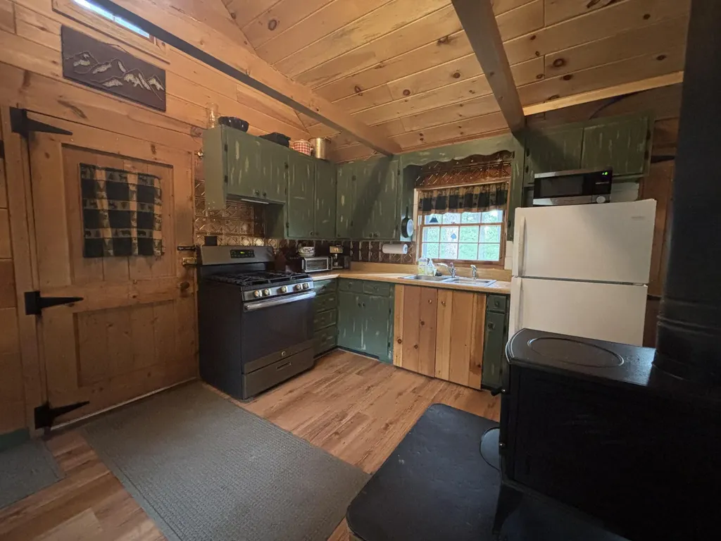 16 Pass Road Eustis ME 04936