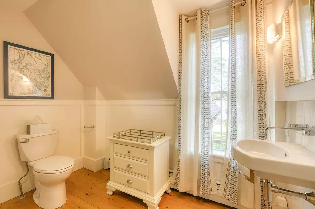 23 School Street Stonington ME 04681