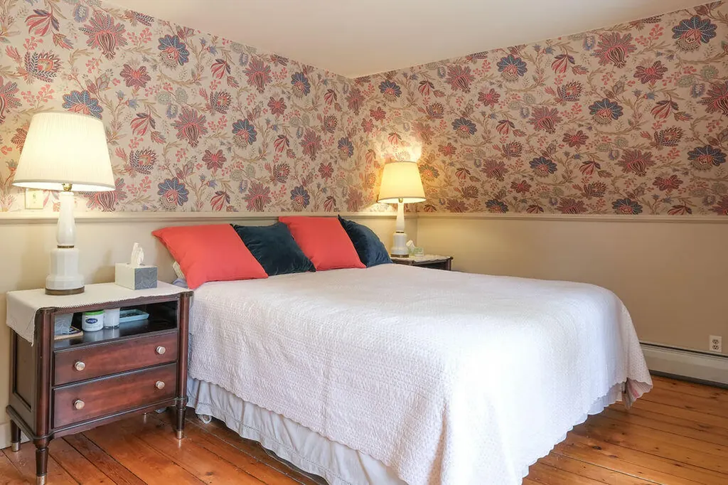 23 School Street Stonington ME 04681