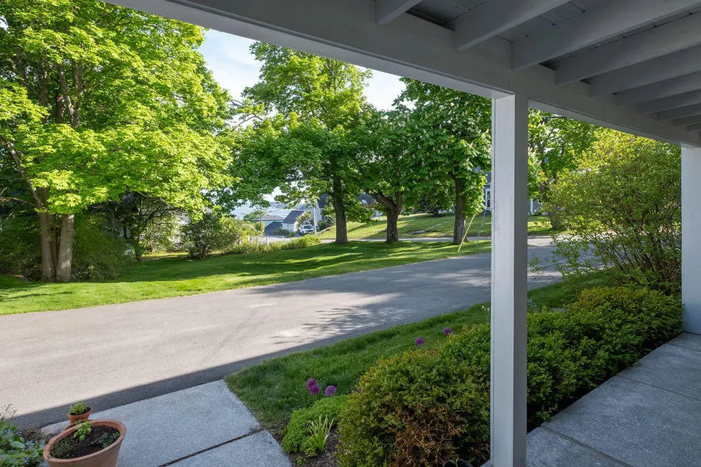 23 School Street Stonington ME 04681