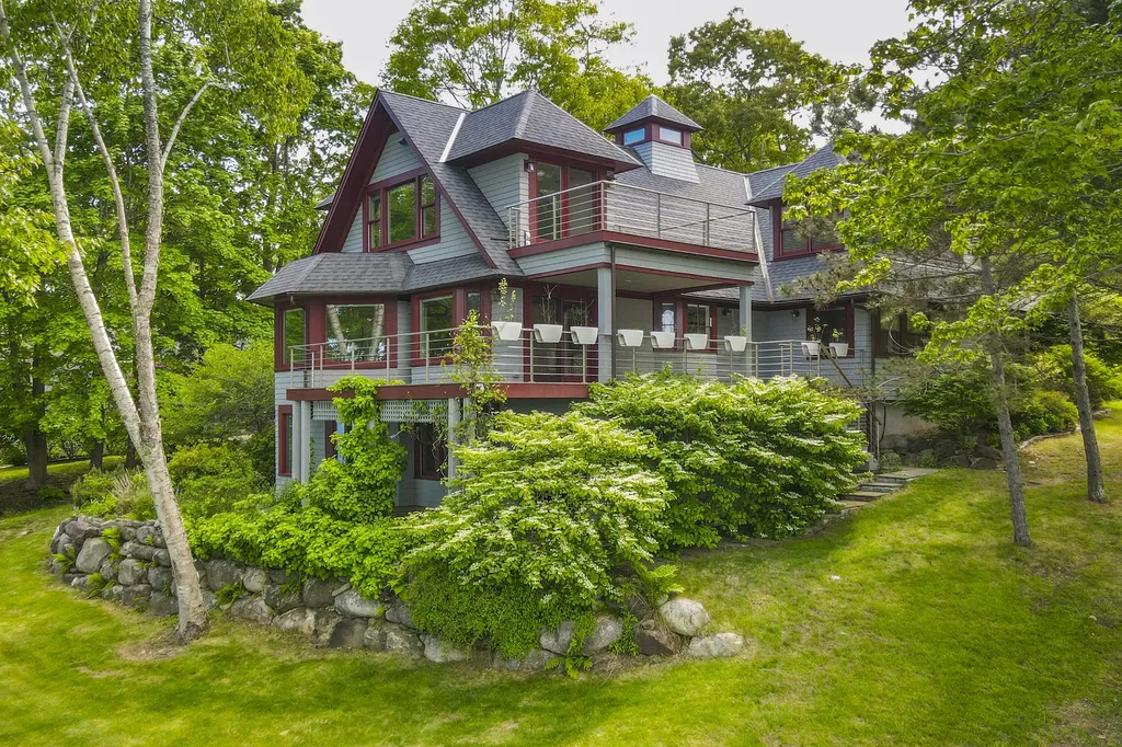 24 Eastward Rockport ME 04856