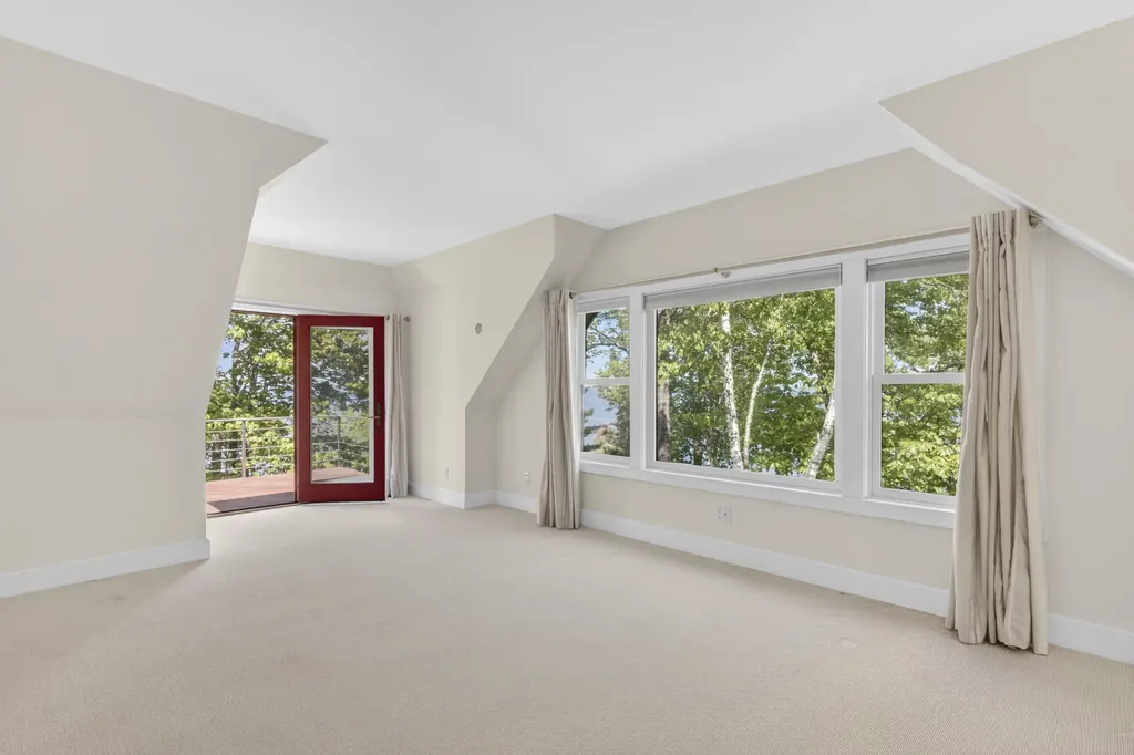 24 Eastward Rockport ME 04856